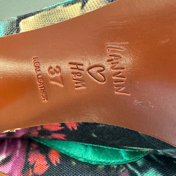 Lanvin for H&M Floral Satin Heels Pumps Size 37 EU 6 US Bow Accent - Picture 10 of 11